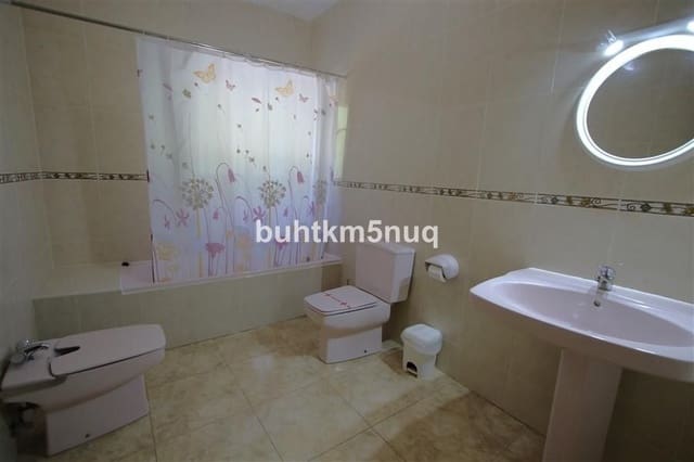 Chalet de 12 habitaciones en Pueblo, Calpe / Calp en venta - 1.500.000 € (Ref: 9363630)