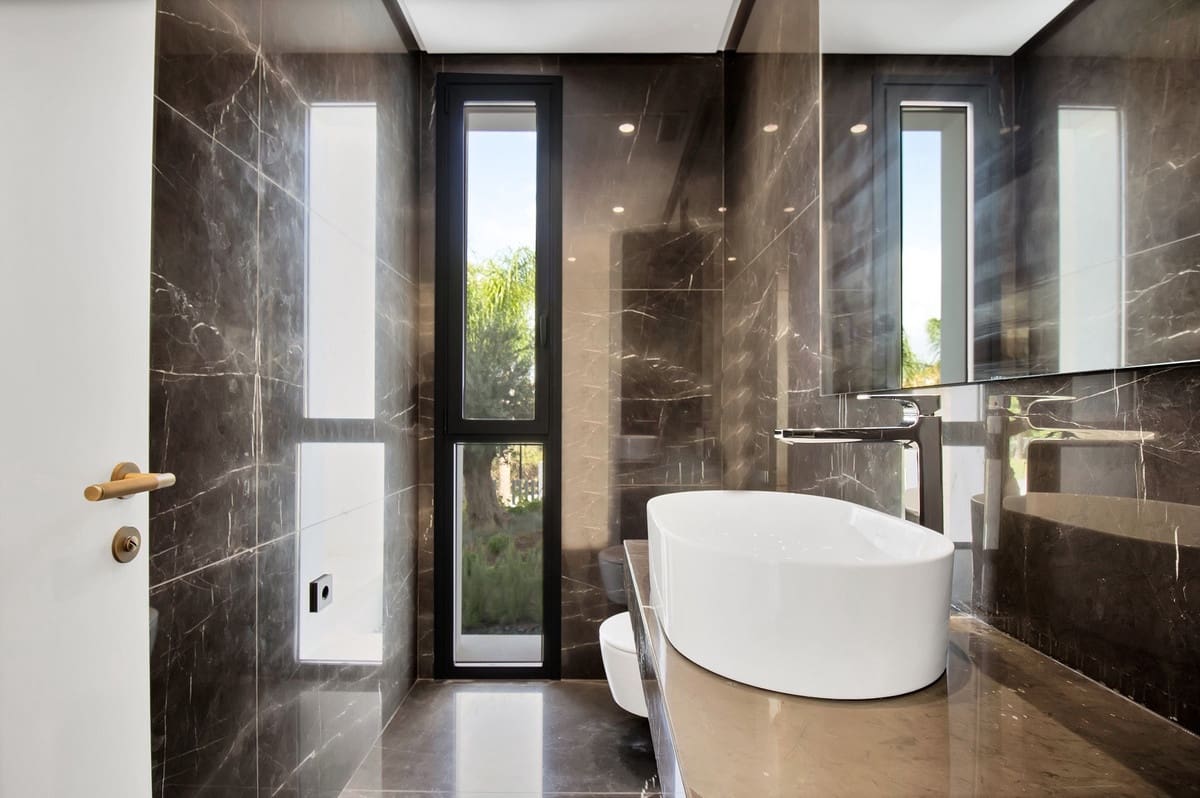 6 bedroom Villa for sale in Golden Mile - € 6,400,000 (Ref: 9363631)