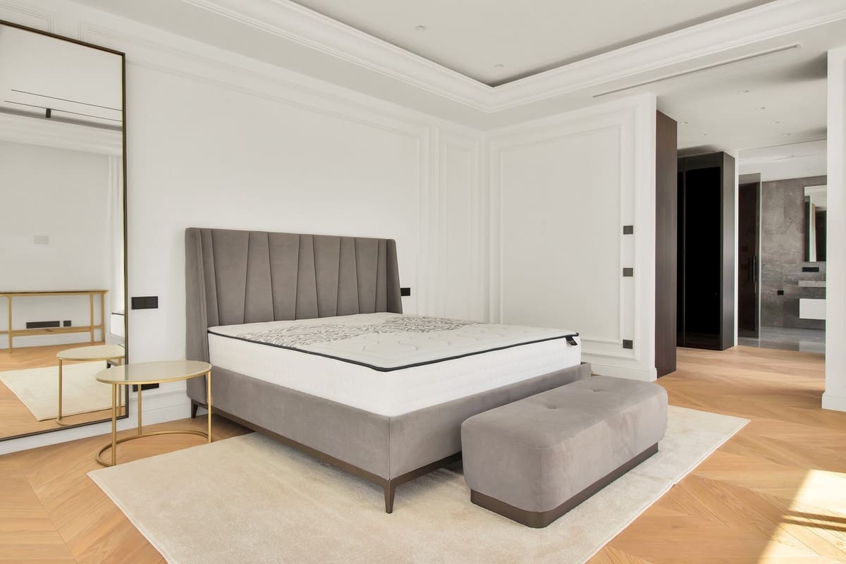 6 bedroom Villa for sale in Golden Mile - € 6,400,000 (Ref: 9363631)