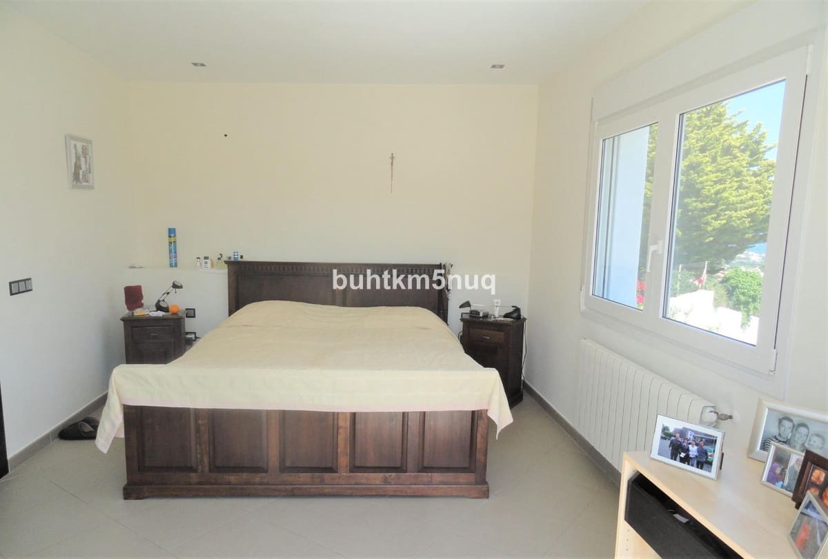 3 makuuhuone Huvila myytävänä paikassa Calpe / Calp - 995 000 € (Ref: 9363632)