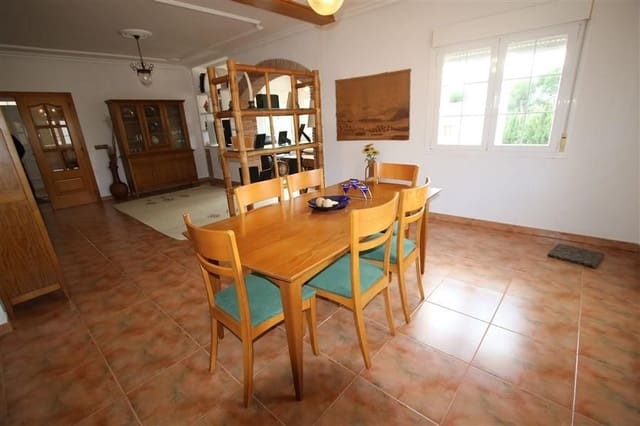 5 soveværelse Villa til salg i Pinoso - € 725.000 (Ref: 9363633)