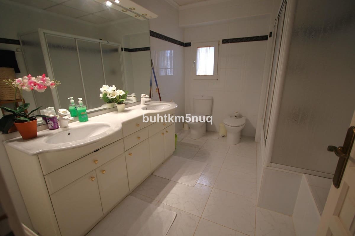 4 soverom Villa til salgs i Calpe / Calp med svømmebasseng - € 1 200 000 (Ref: 9363637)