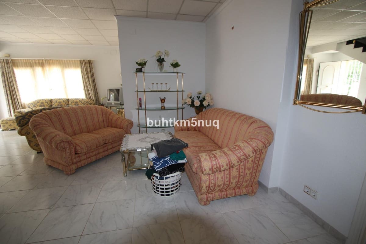 4 soverom Villa til salgs i Calpe / Calp med svømmebasseng - € 1 200 000 (Ref: 9363637)