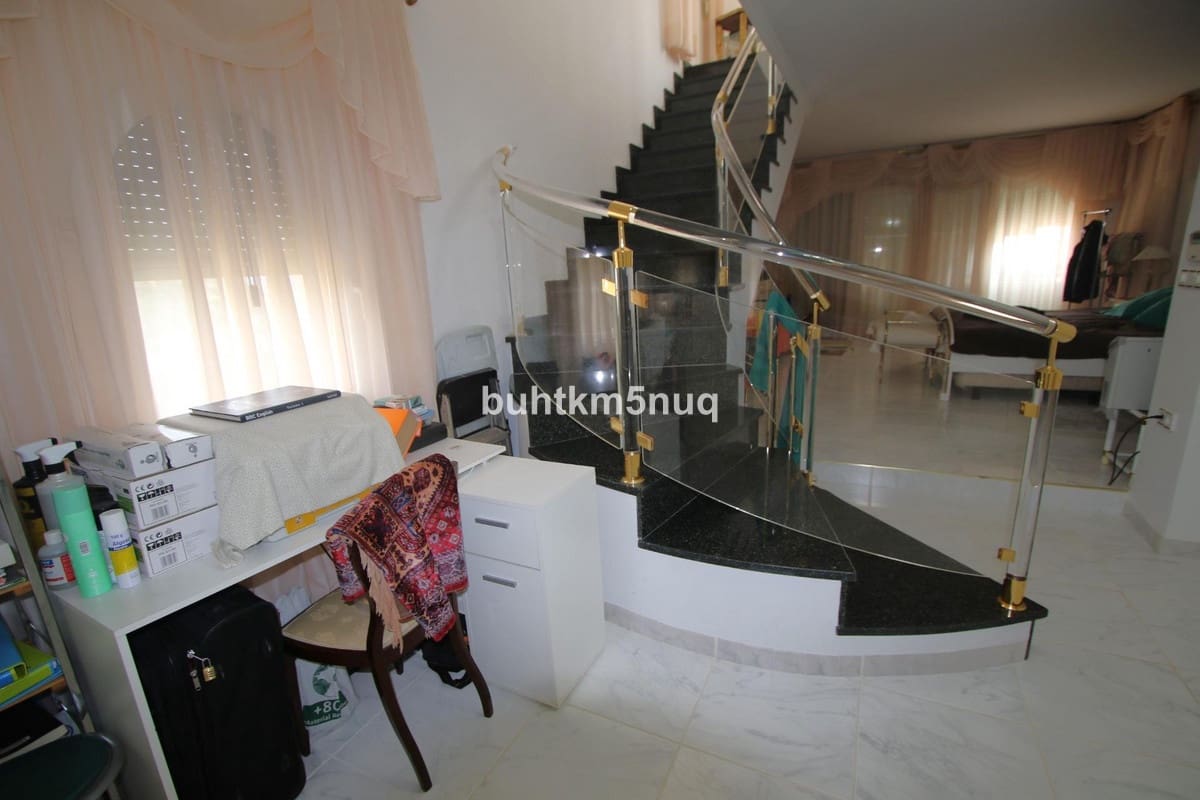 4 soverom Villa til salgs i Calpe / Calp med svømmebasseng - € 1 200 000 (Ref: 9363637)