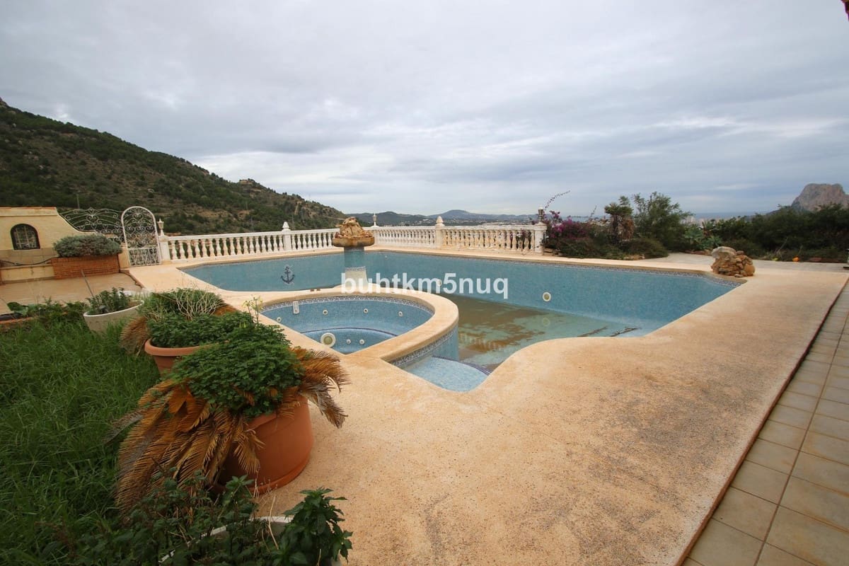 4 soverom Villa til salgs i Calpe / Calp med svømmebasseng - € 1 200 000 (Ref: 9363637)