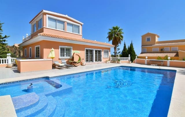 5 sovrum Villa till salu i Pueblo, Calpe / Calp - 895 000 € (Ref: 9363638)