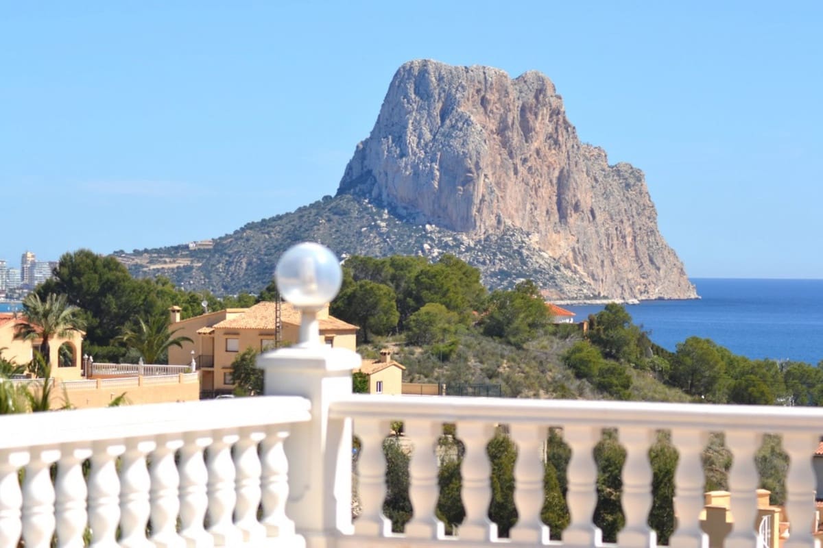 5 sovrum Villa till salu i Calpe / Calp - 895 000 € (Ref: 9363638)
