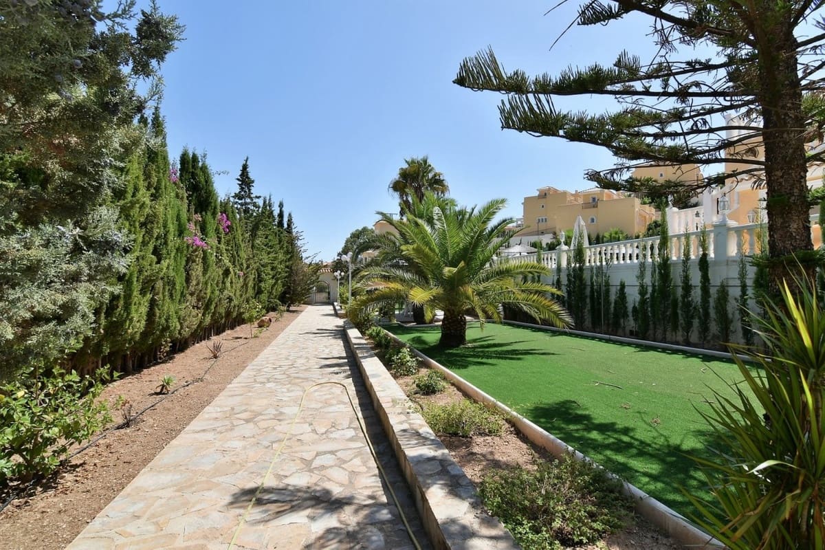5 sovrum Villa till salu i Calpe / Calp - 895 000 € (Ref: 9363638)
