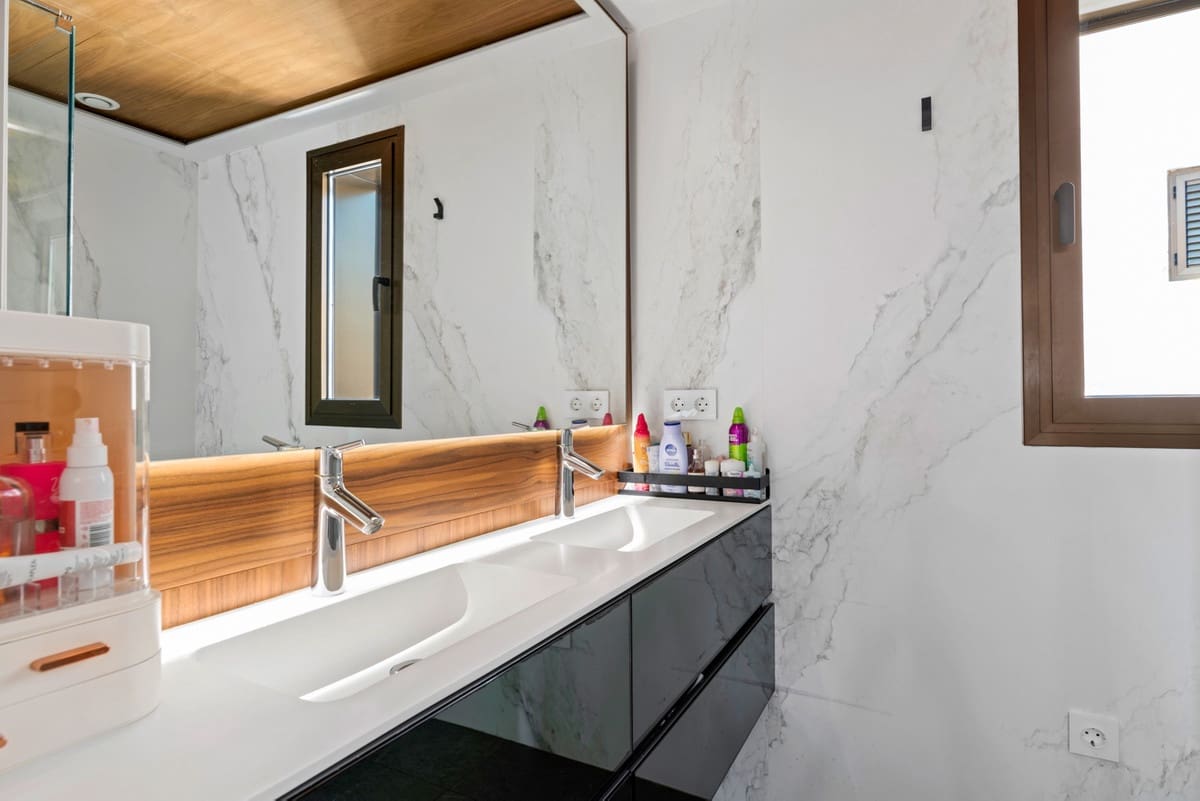 6 soverom Hus til salgs i Guardamar del Segura - € 1 350 000 (Ref: 9363639)