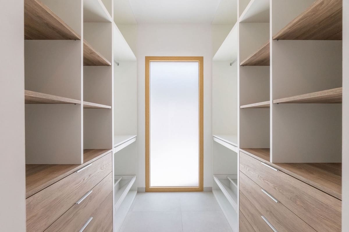 4 soverom Villa til salgs i Torrevieja - € 795 000 (Ref: 9363643)