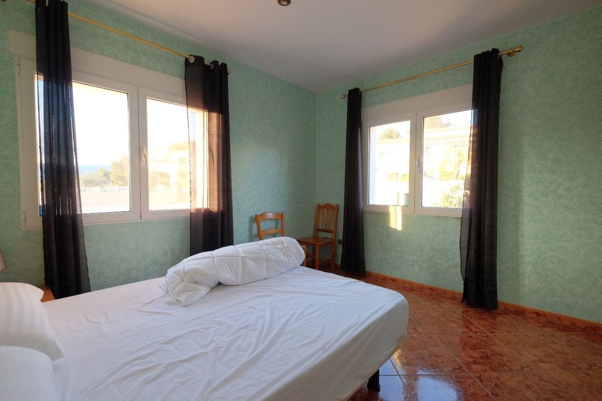 9 Zimmer Villa zu verkaufen in Calpe / Calp - 900.000 € (Ref: 9363648)