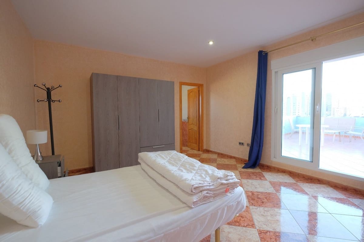 9 Zimmer Villa zu verkaufen in Calpe / Calp - 900.000 € (Ref: 9363648)