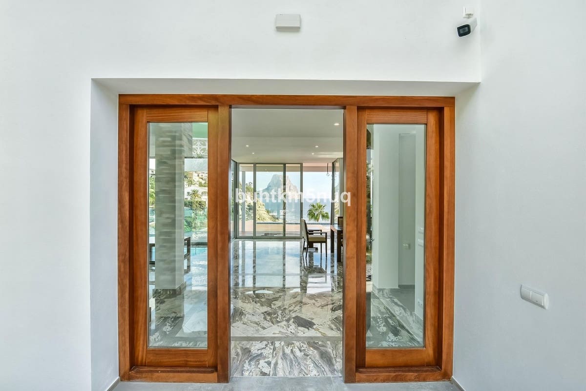 3 soveværelse Villa til salg i Calpe / Calp med swimmingpool - € 2.950.000 (Ref: 9363650)