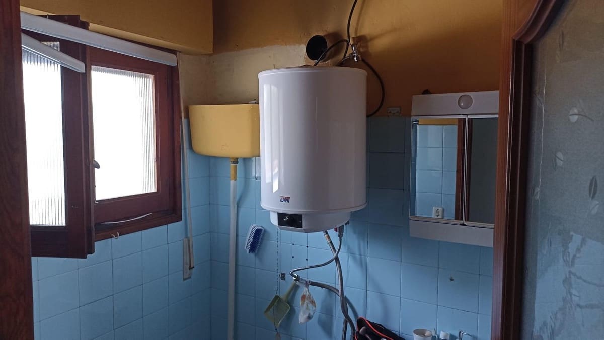 11 bedroom Villa for sale in Calpe / Calp - € 1,240,000 (Ref: 9363652)