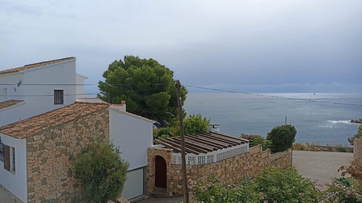 Chalet de 11 habitaciones en Calpe / Calp en venta - 1.240.000 € (Ref: 9363652)