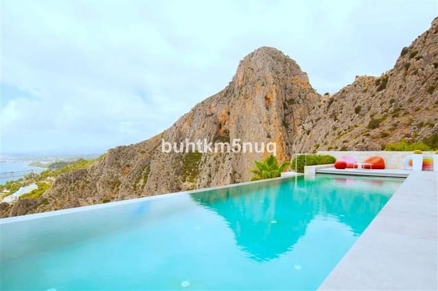 3 bedroom Villa for sale in Pueblo, Calpe / Calp - € 2,980,000 (Ref: 9363654)
