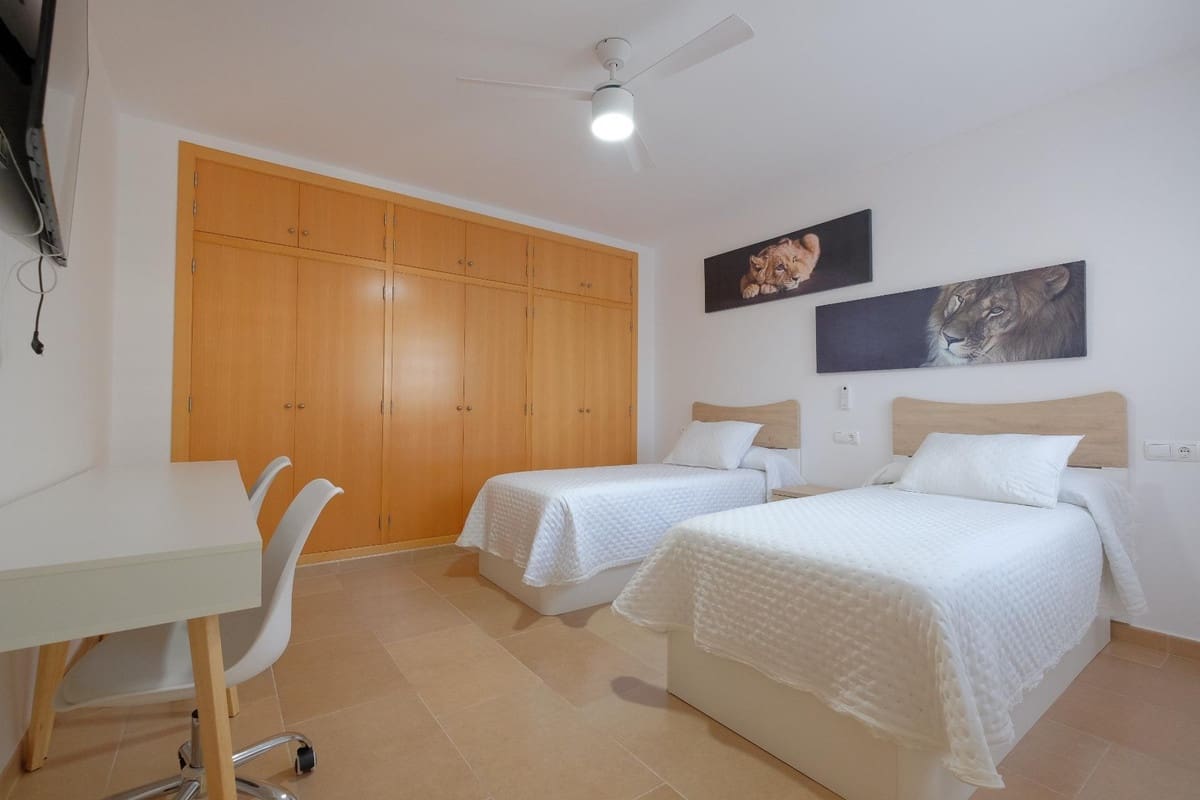 6 makuuhuone Huvila myytävänä paikassa Calpe / Calp - 1 150 000 € (Ref: 9363655)