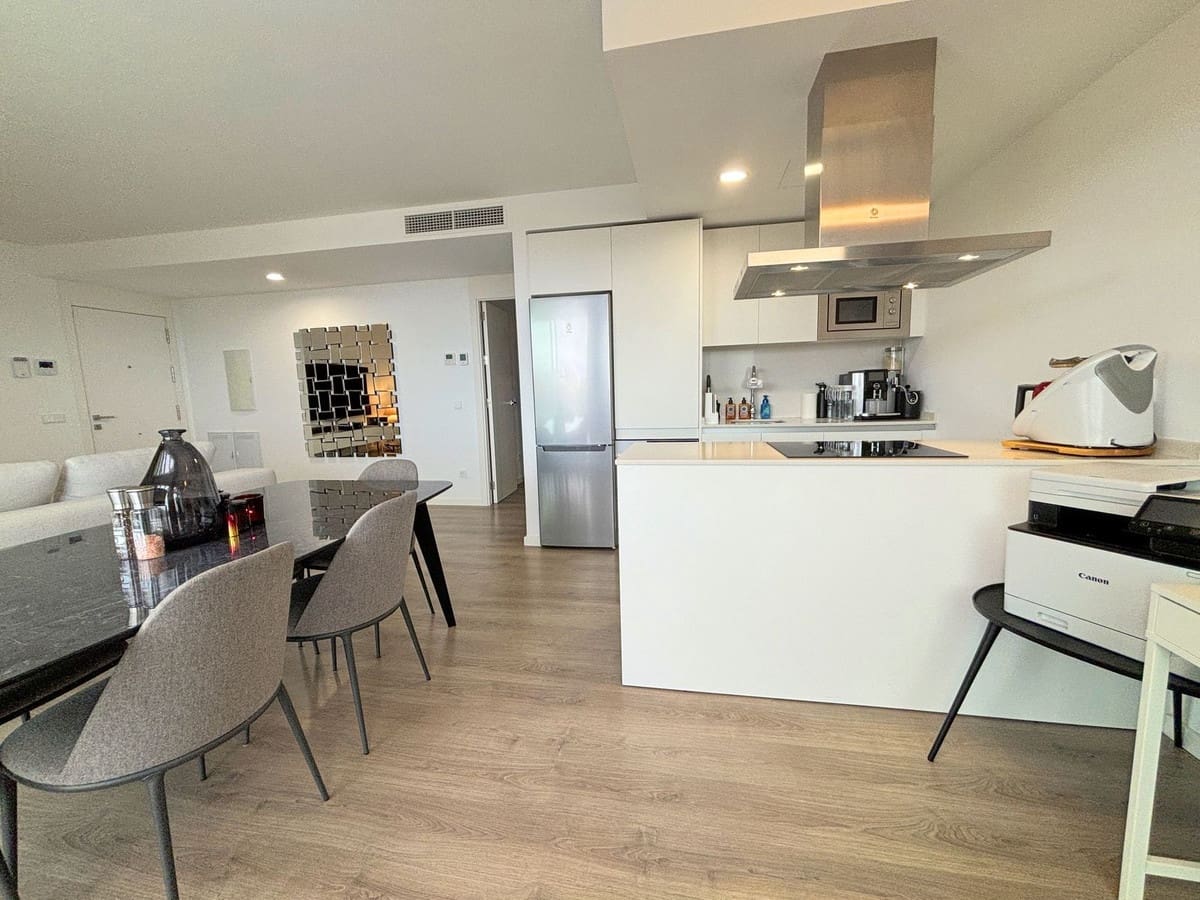 2 makuuhuone Kattohuoneisto myytävänä paikassa Estepona - 399 000 € (Ref: 9363671)