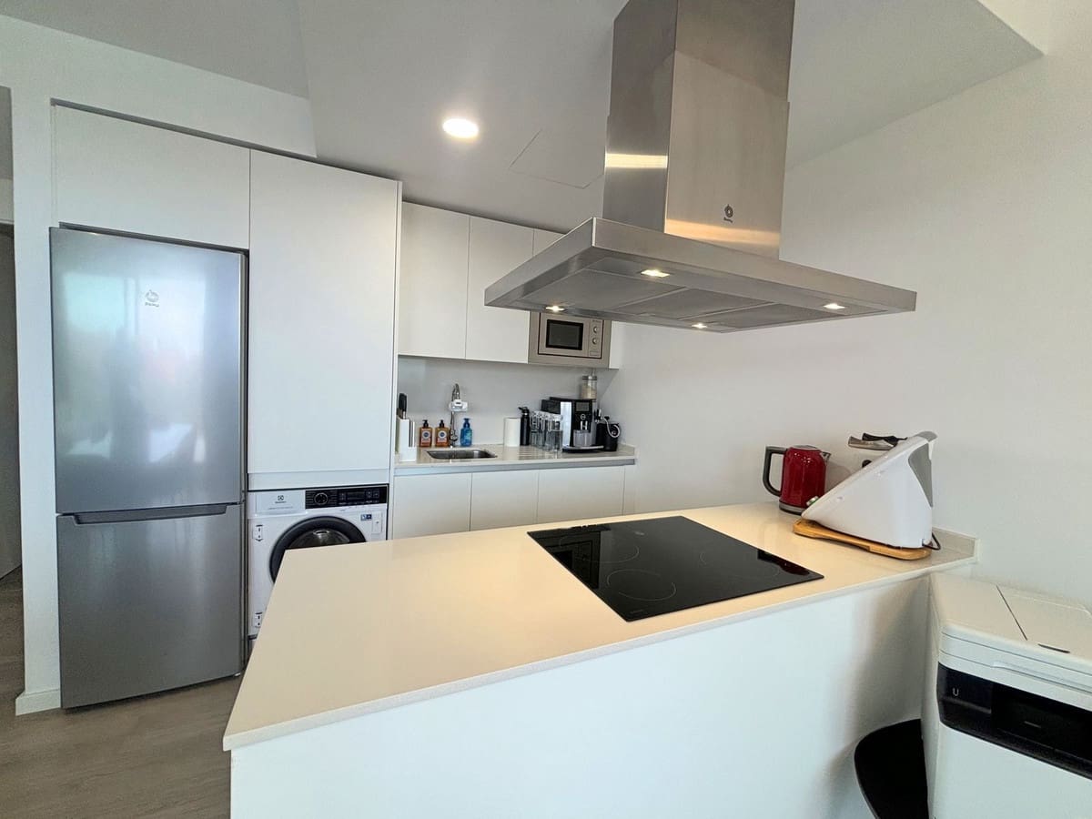 2 makuuhuone Kattohuoneisto myytävänä paikassa Estepona - 399 000 € (Ref: 9363671)