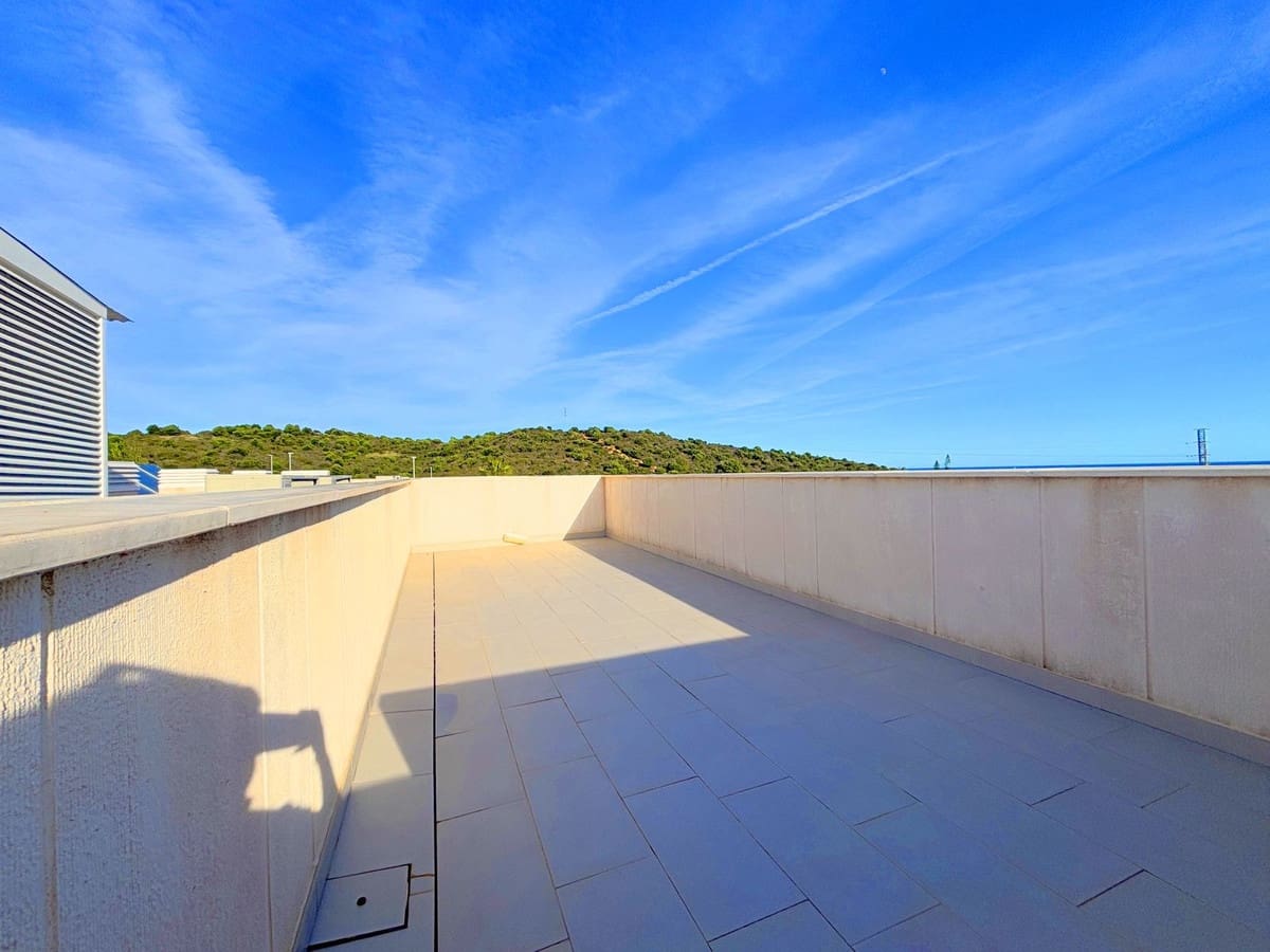 2 makuuhuone Kattohuoneisto myytävänä paikassa Estepona - 399 000 € (Ref: 9363671)