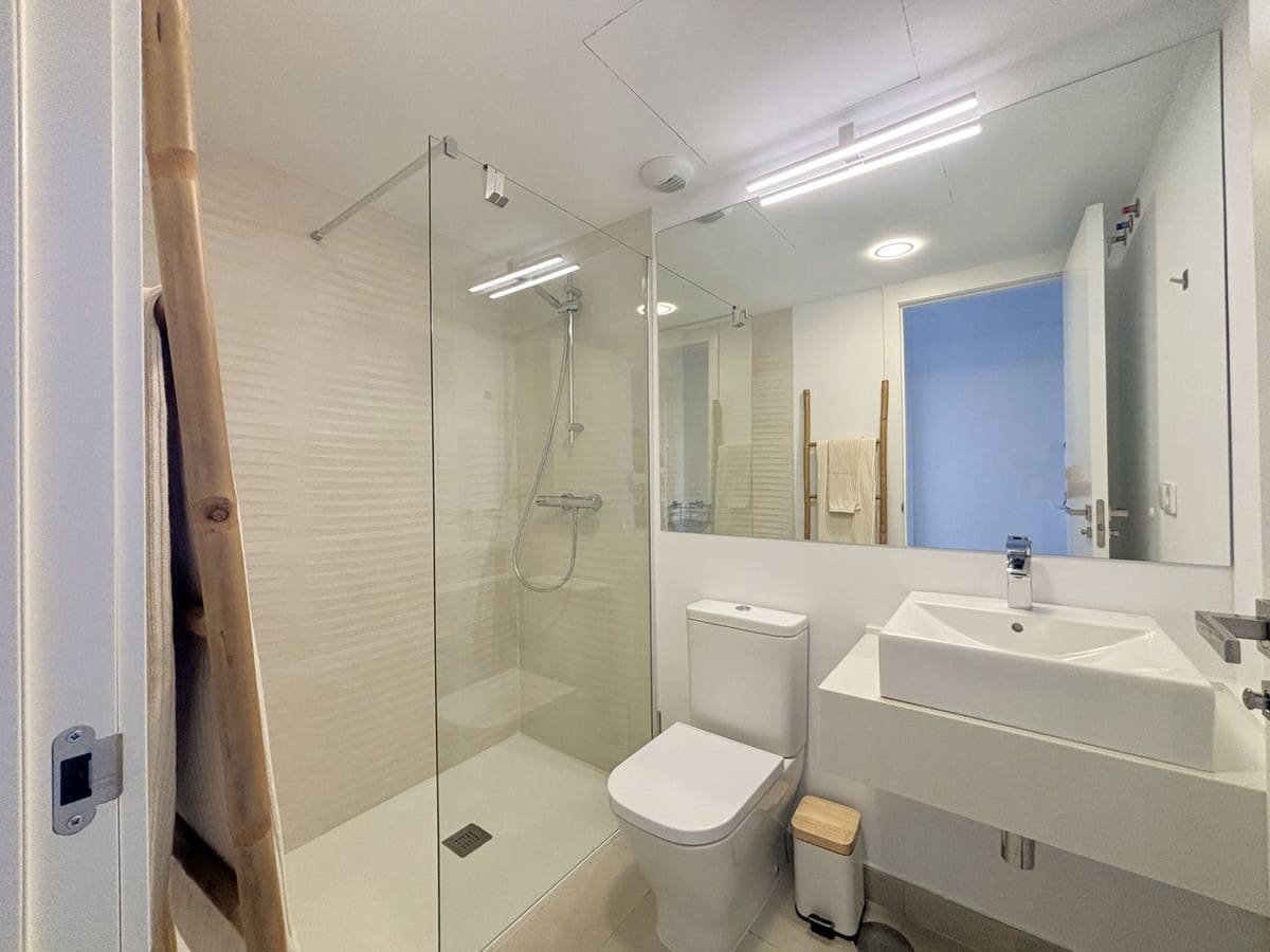 2 makuuhuone Kattohuoneisto myytävänä paikassa Estepona - 399 000 € (Ref: 9363671)