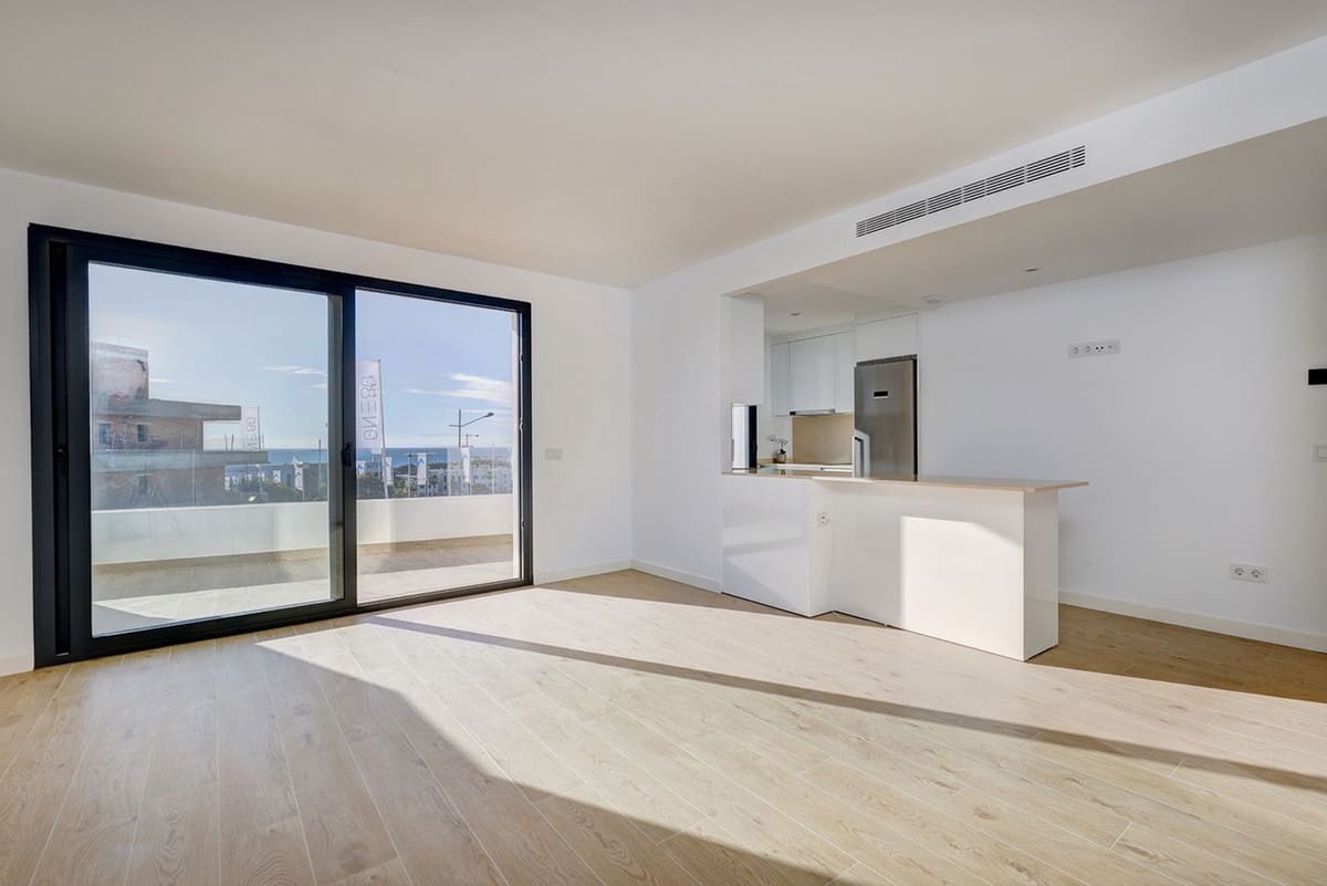 Apartamento de 2 habitaciones en Estepona en venta - 450.000 € (Ref: 9363681)