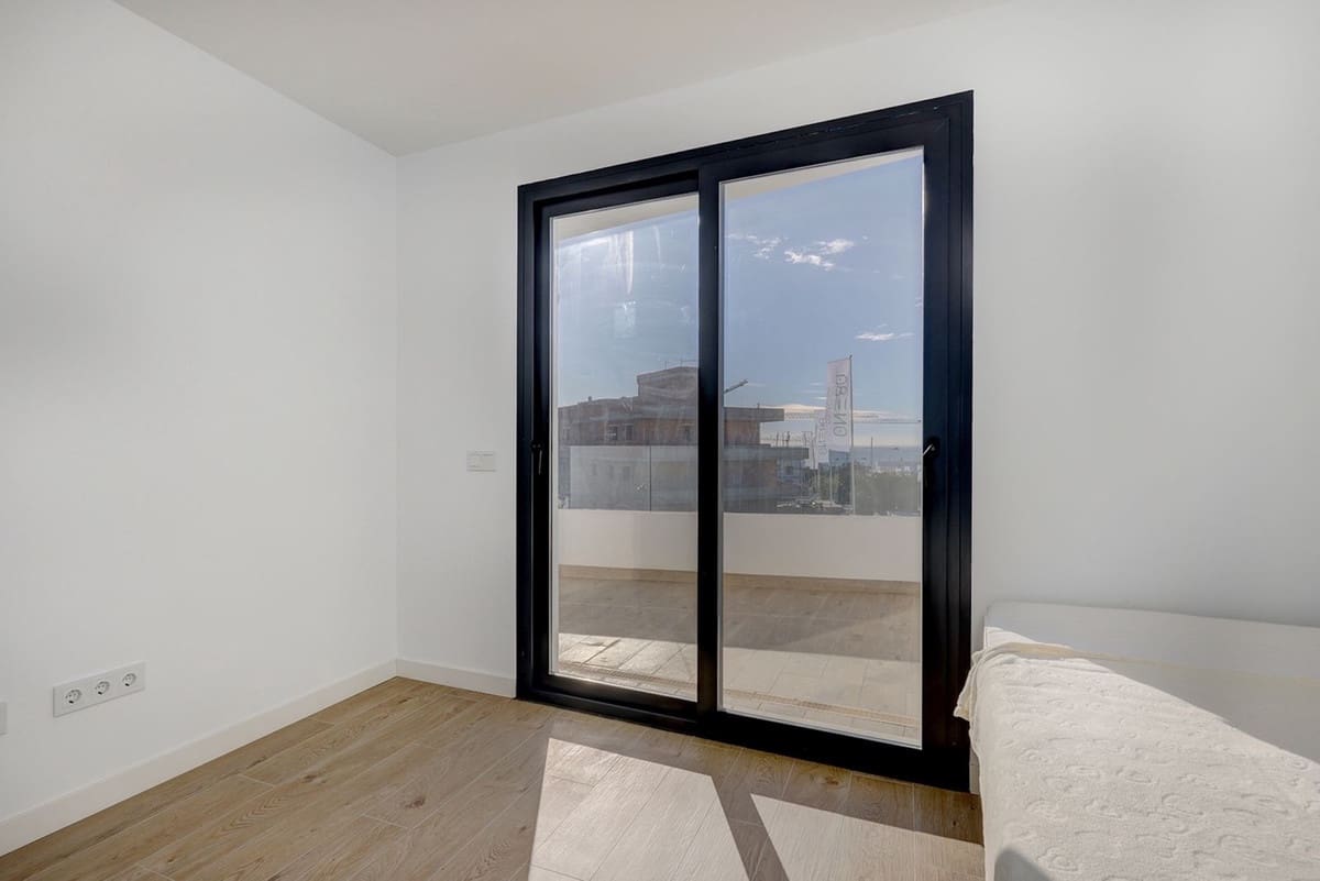 2 soveværelse Lejlighed til salg i Estepona med garage - € 450.000 (Ref: 9363681)