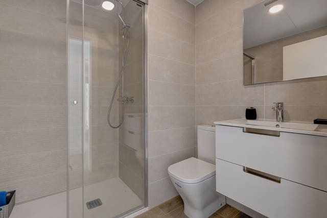 2 bedroom Apartment for sale in Parque Central, Estepona with garage - € 450,000 (Ref: 9363681)