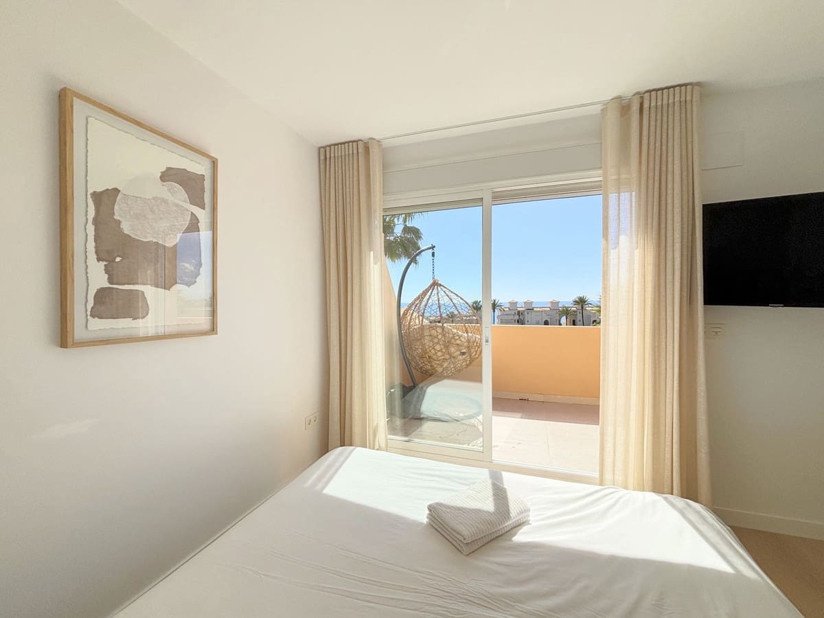 3 bedroom Townhouse for sale in Estepona - € 599,000 (Ref: 9363682)