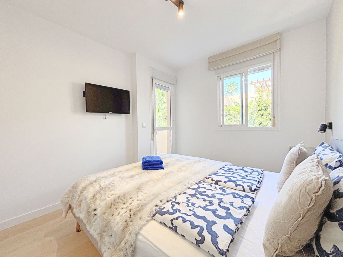 3 bedroom Townhouse for sale in Estepona - € 599,000 (Ref: 9363682)