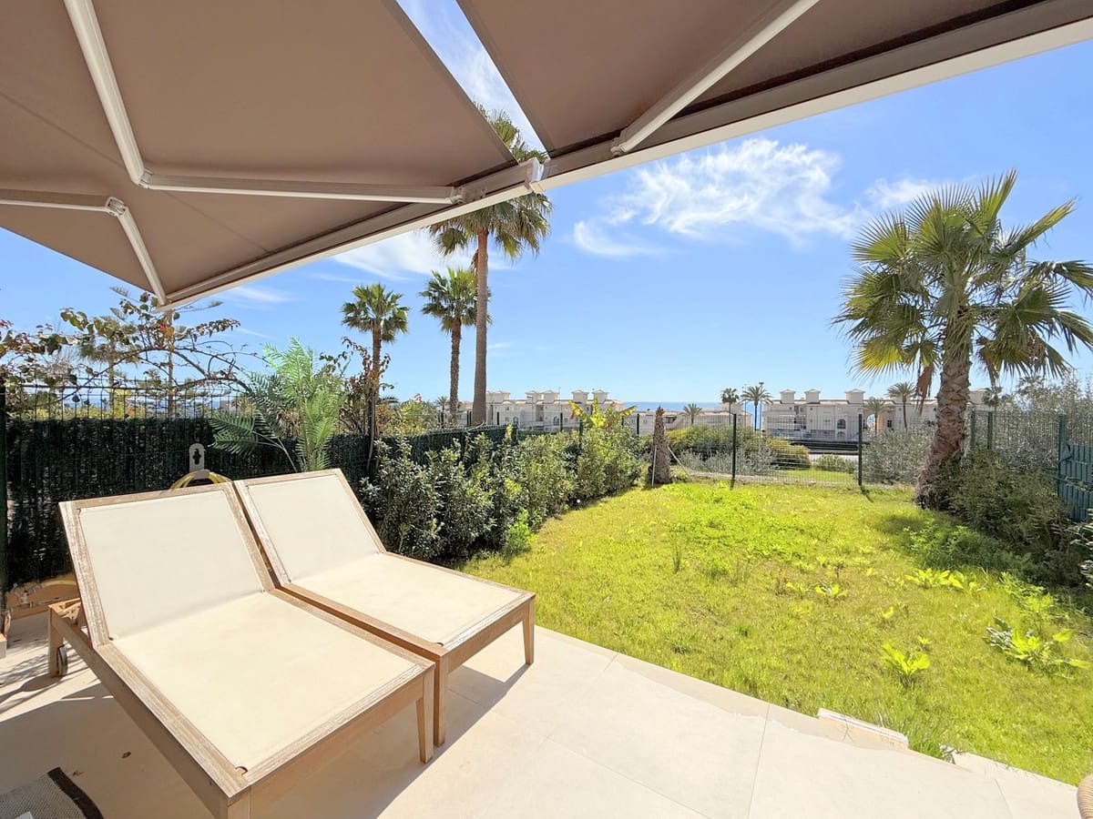 3 bedroom Townhouse for sale in Estepona - € 599,000 (Ref: 9363682)