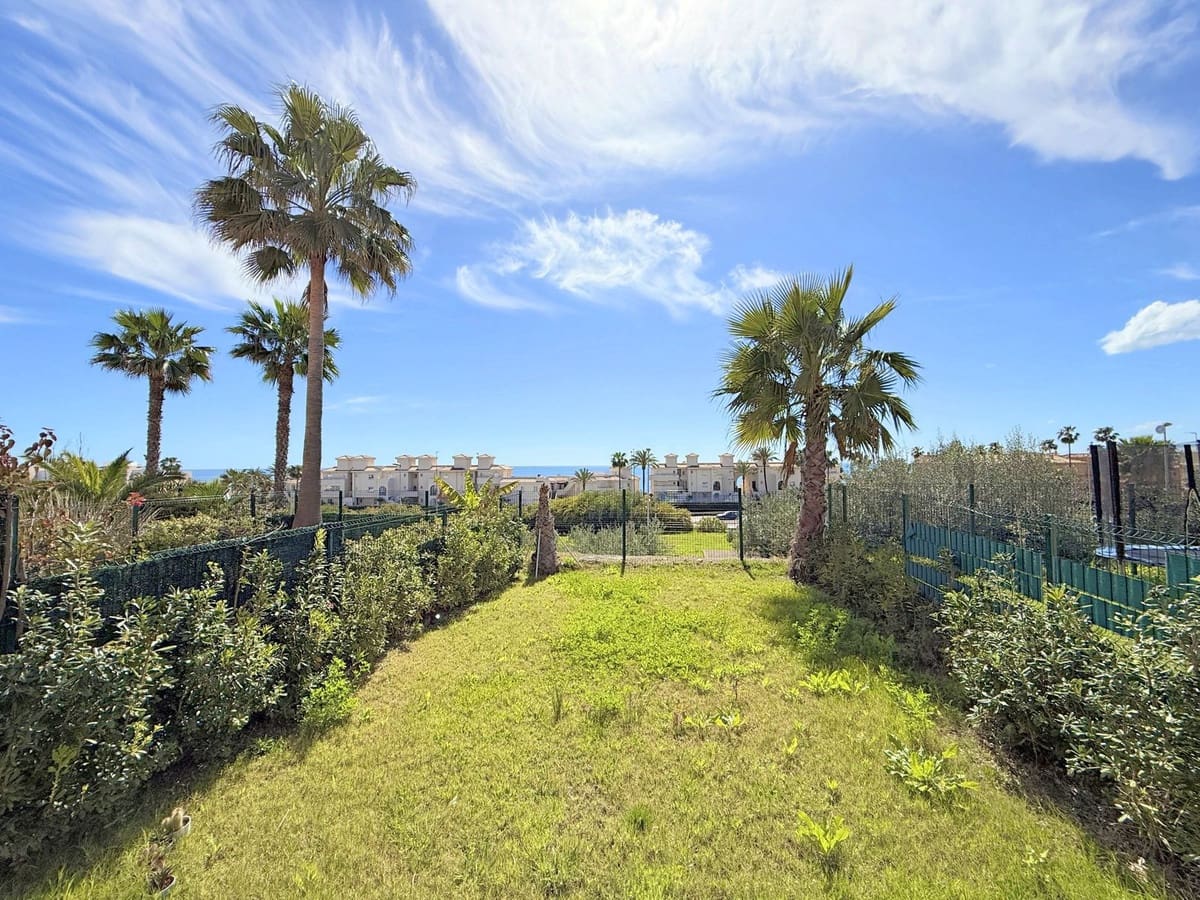 3 bedroom Townhouse for sale in Estepona - € 599,000 (Ref: 9363682)