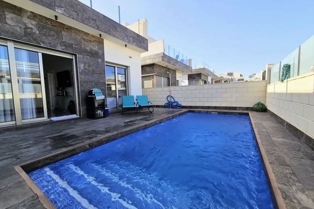 3 soveværelse Villa til salg i Villamartin, Orihuela - € 369.950 (Ref: 9363702)