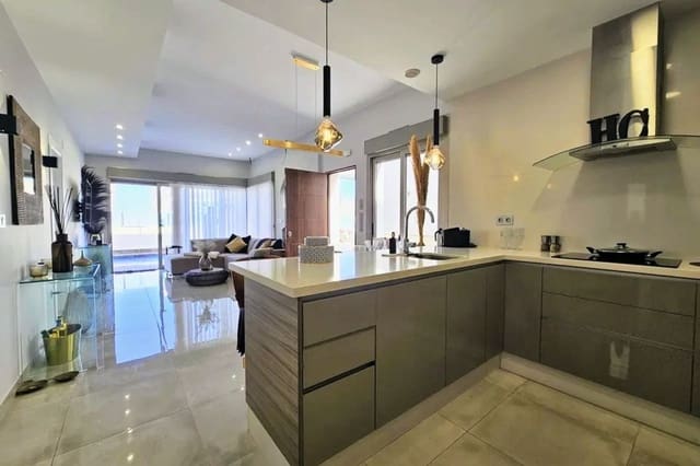 3 soveværelse Villa til salg i Villamartin, Orihuela - € 369.950 (Ref: 9363702)