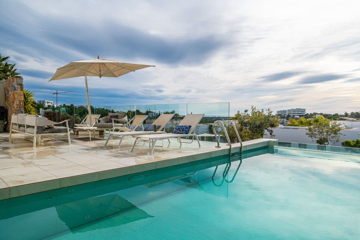 4 bedroom Villa for sale in Las Colinas Golf - € 950,000 (Ref: 9363704)