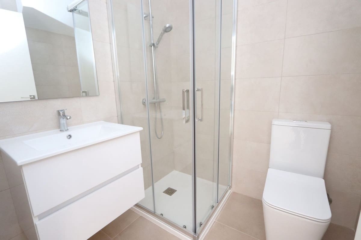 Chalet de 3 habitaciones en Pilar de la Horadada en venta - 265.000 € (Ref: 9363718)