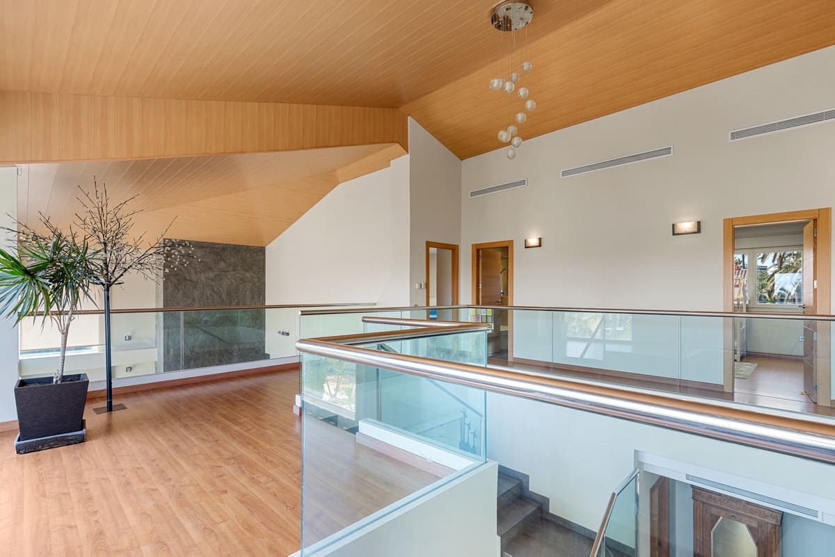 Chalet de 5 habitaciones en Elche / Elx en venta - 930.000 € (Ref: 9363726)