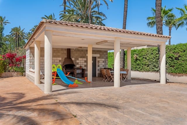 Chalet de 5 habitaciones en Centro, Elche / Elx en venta - 930.000 € (Ref: 9363726)