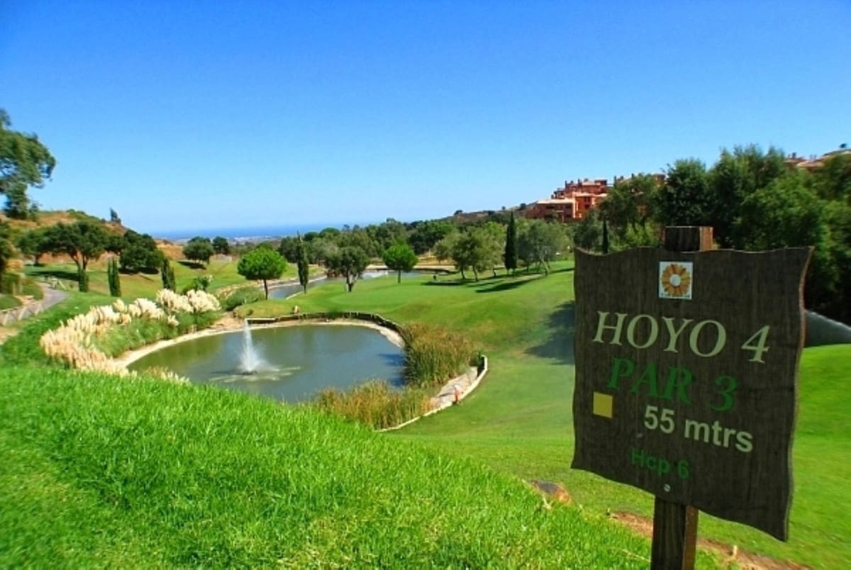 2 Zimmer Apartment zu verkaufen in La Mairena - 325.000 € (Ref: 9363731)