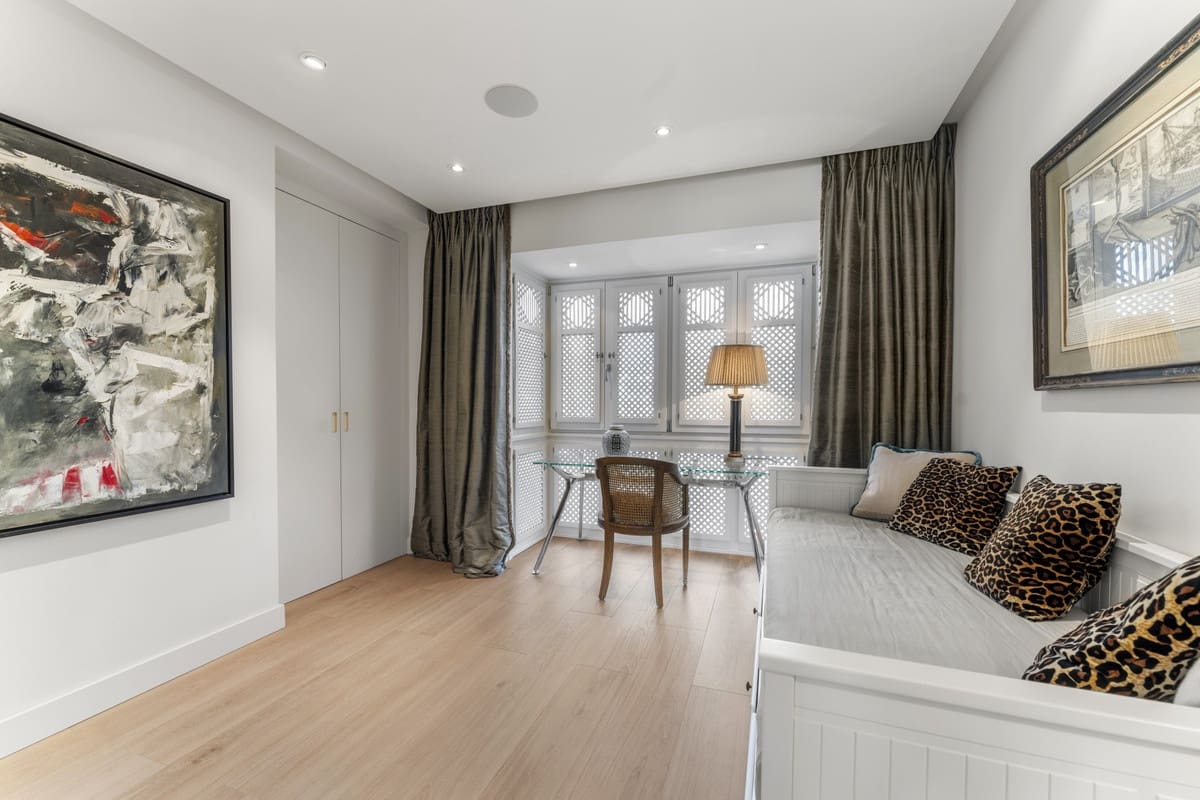 3 camera da letto Appartamento in vendita in Golden Mile - 3.850.000 € (Rif: 9363734)