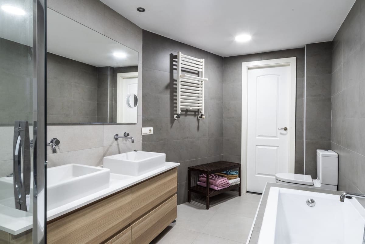 2 soveværelse Villa til salg i Malaga by - € 1.080.000 (Ref: 9363737)