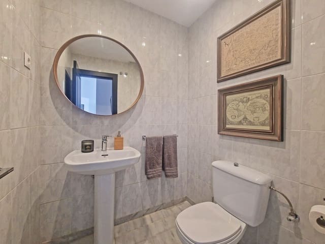 4 camera da letto Villetta Bifamiliare in vendita in Calahonda, Mijas - 655.000 € (Rif: 9363741)