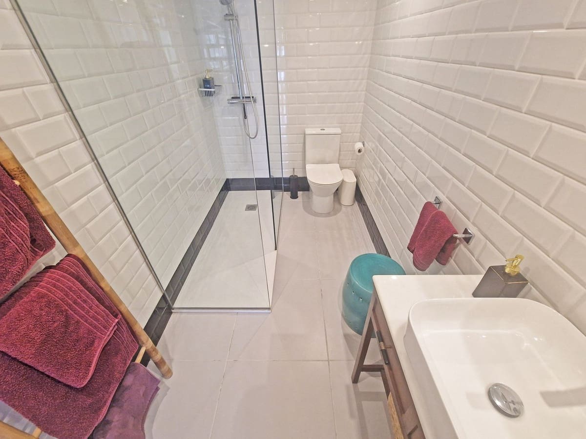 4 bedroom Semi-detached Villa for sale in Calahonda - € 655,000 (Ref: 9363741)