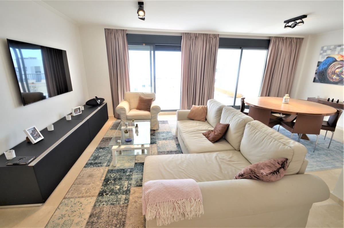 2 slaapkamer Penthouse te koop in Bahia de Casares - € 599.000 (Ref: 9363744)