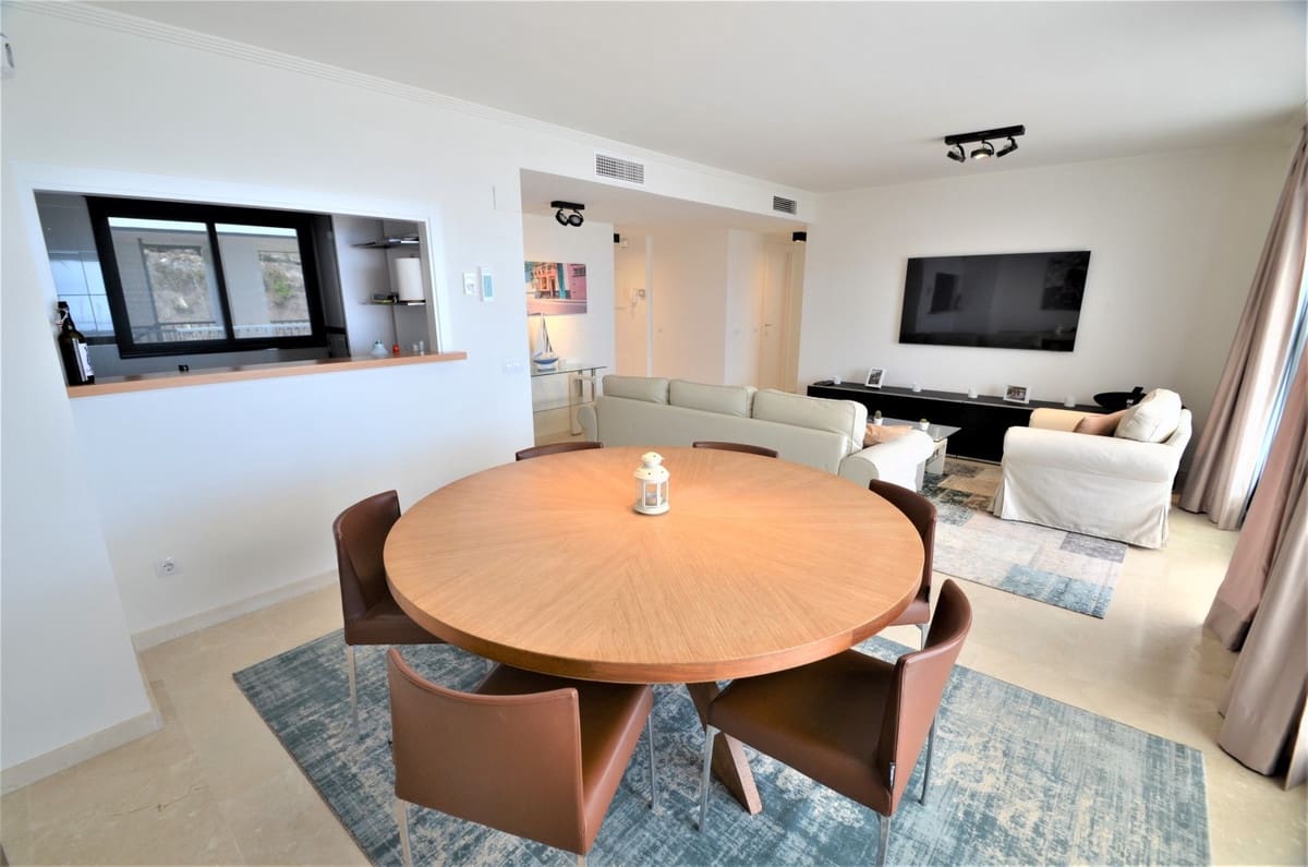 2 slaapkamer Penthouse te koop in Bahia de Casares - € 599.000 (Ref: 9363744)