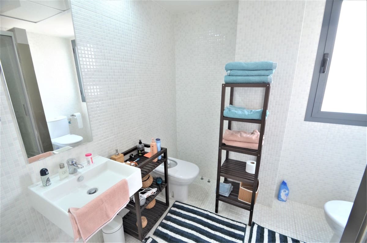 2 slaapkamer Penthouse te koop in Bahia de Casares - € 599.000 (Ref: 9363744)