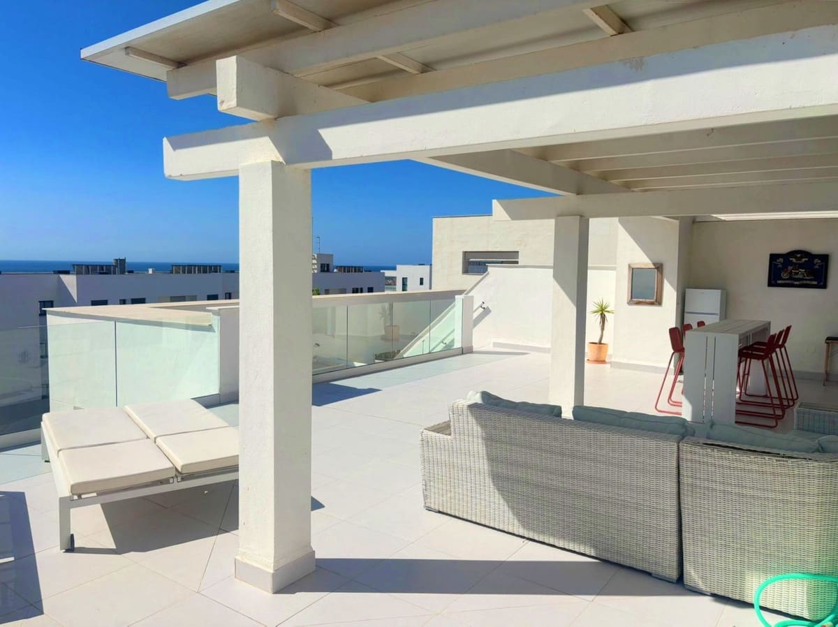 2 slaapkamer Penthouse te koop in Bahia de Casares - € 599.000 (Ref: 9363744)