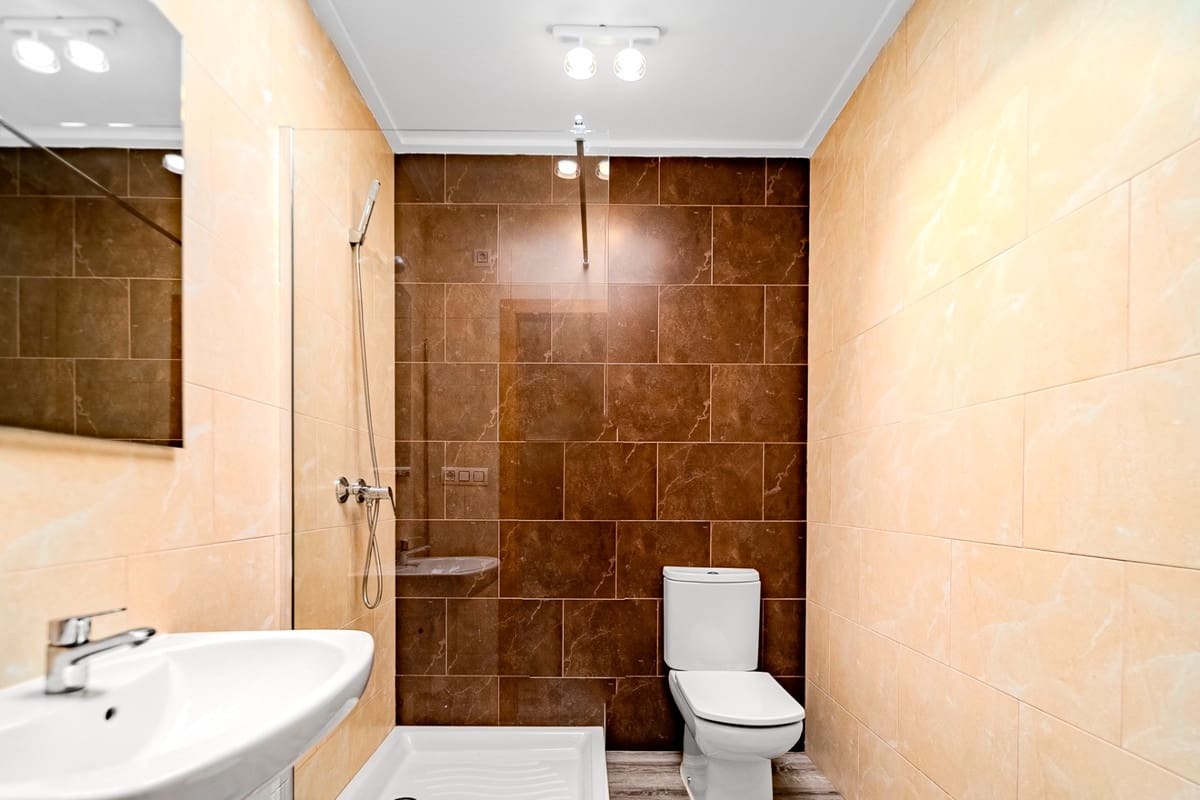 3 makuuhuone Omakotitalo myytävänä paikassa Los Balcones - 315 000 € (Ref: 9363746)