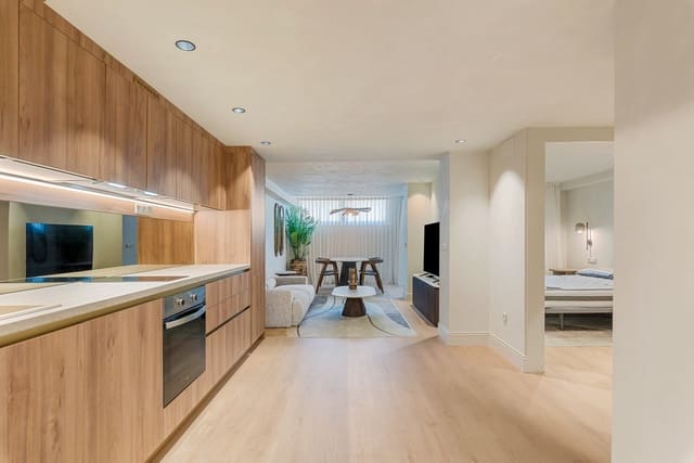 Apartamento de 2 habitaciones en Ensanche - Diputacion, Alicante / Alacant ciudad en venta - 225.000 € (Ref: 9363755)