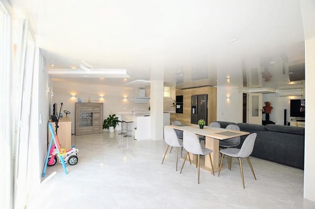 3 slaapkamer Villa te koop in Los Altos - € 350.000 (Ref: 9363756)